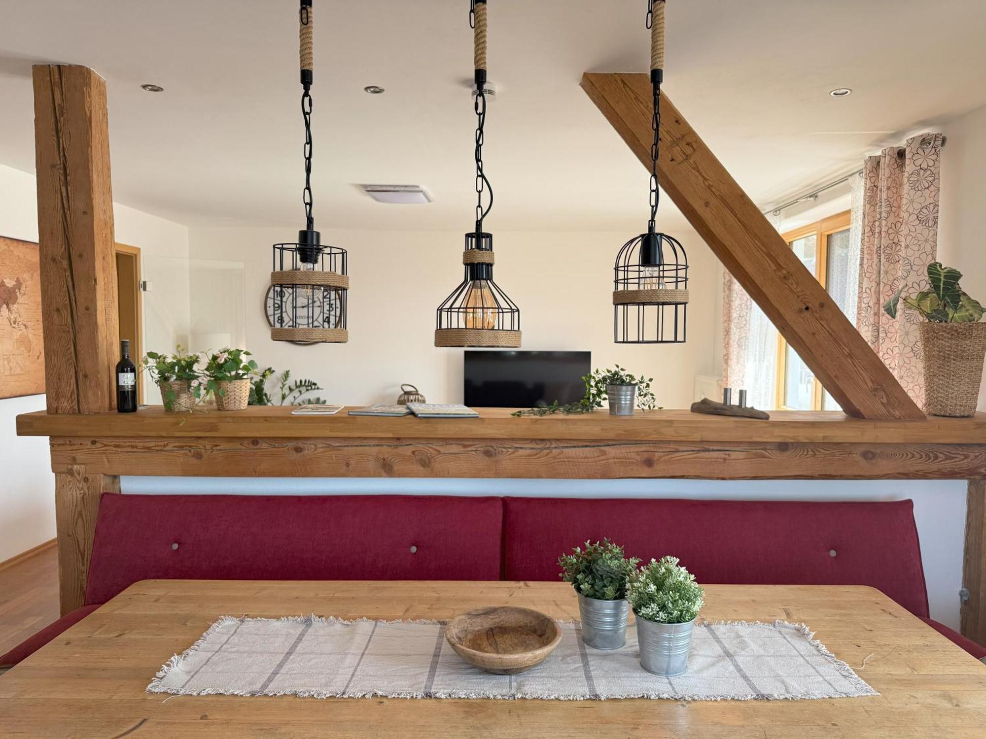 Fe Wo Brunnen - 120 Qm - Ruhige Lage - Viel Natur- Komfortabel - Grosser Balkon Und Garten เมมมิงเงน ภายนอก รูปภาพ