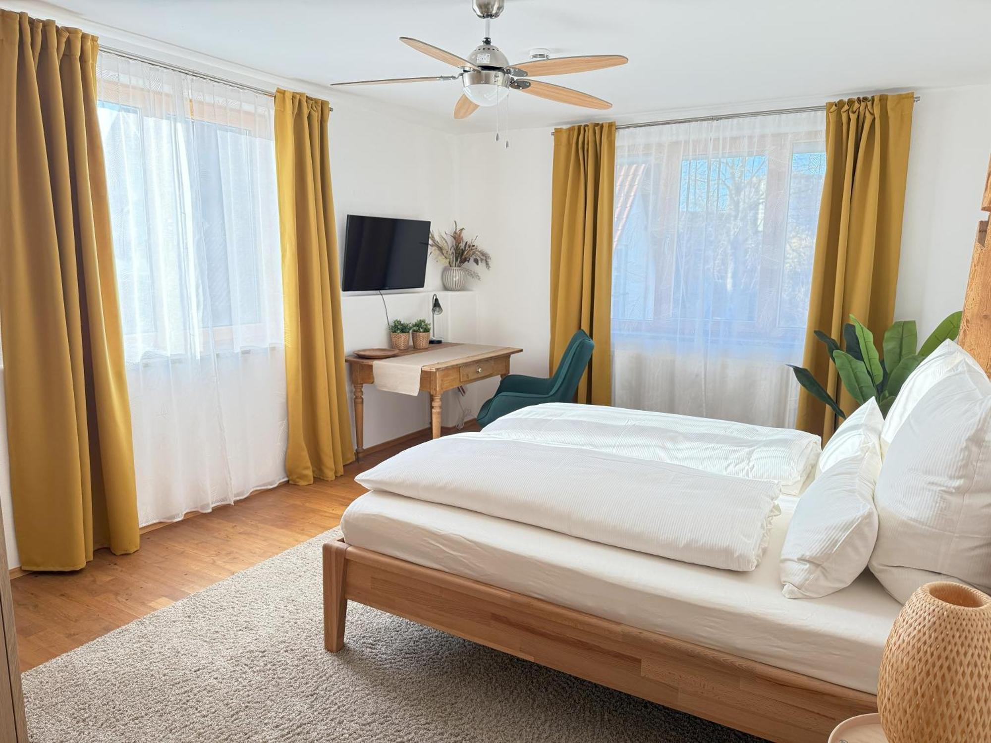 Fe Wo Brunnen - 120 Qm - Ruhige Lage - Viel Natur- Komfortabel - Grosser Balkon Und Garten เมมมิงเงน ภายนอก รูปภาพ